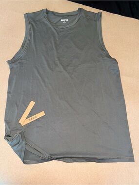 SKIMS Sleeveless Performance Tank – Gray – NWT